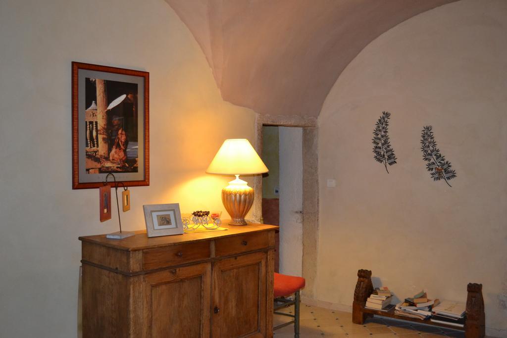 Maison D'Hotes Les Fougeres Mirmande Exterior foto